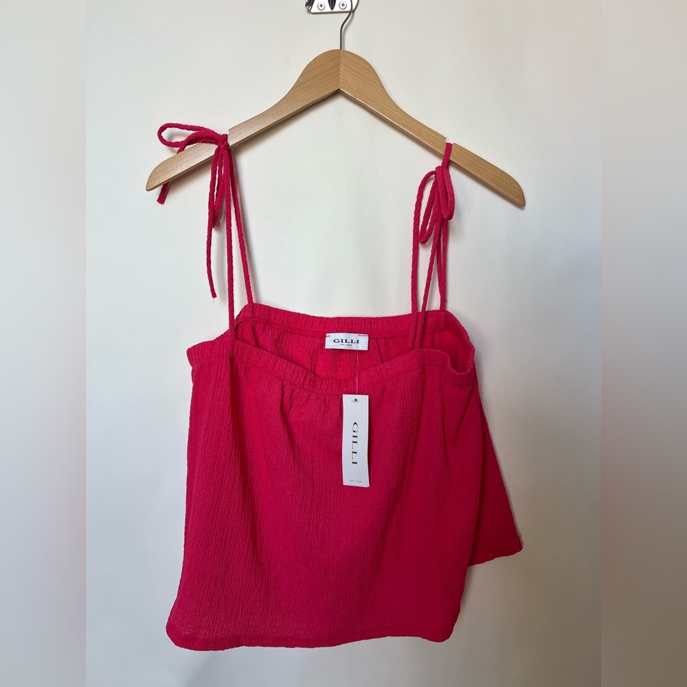 Gilli Fuchsia Tie-Strap Textured Crop Top,‎ Size L